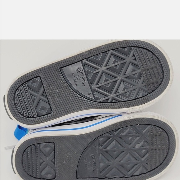 Converse All Star Baby Infant Toddler Red Shoes Size 4 us - Picture 6 of 7